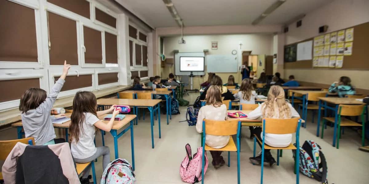 Od kiedy zdalne nauczanie? Decyzje szkoły, Sanepidu i fakty 2026